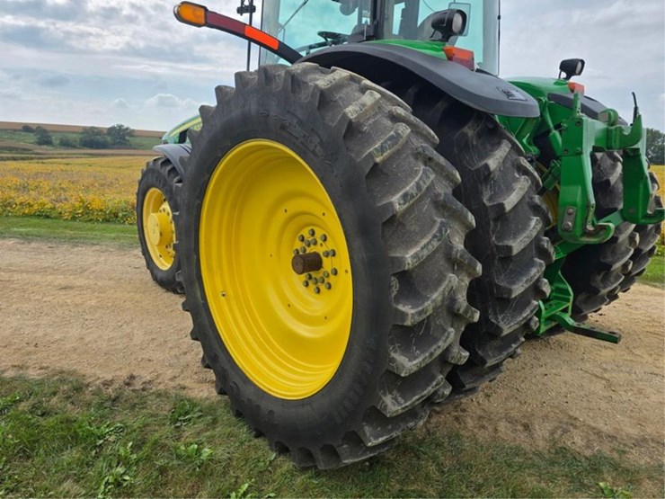 john-deere-8330-image-28