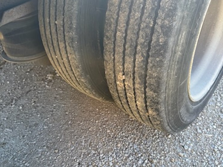 2008-fontaine-step-deck-image-31