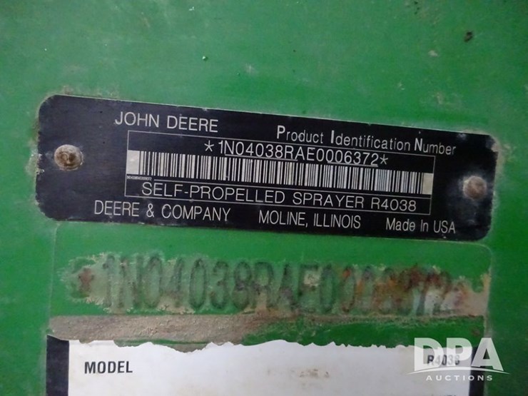 2015-john-deere-r4038-image-137