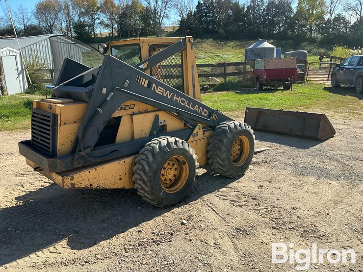 1990-new-holland-l785-image-5