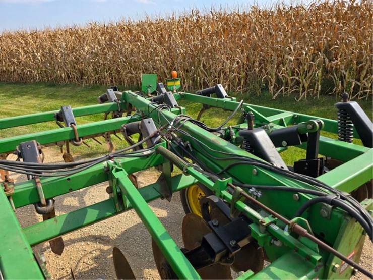 john-deere-714-image-12