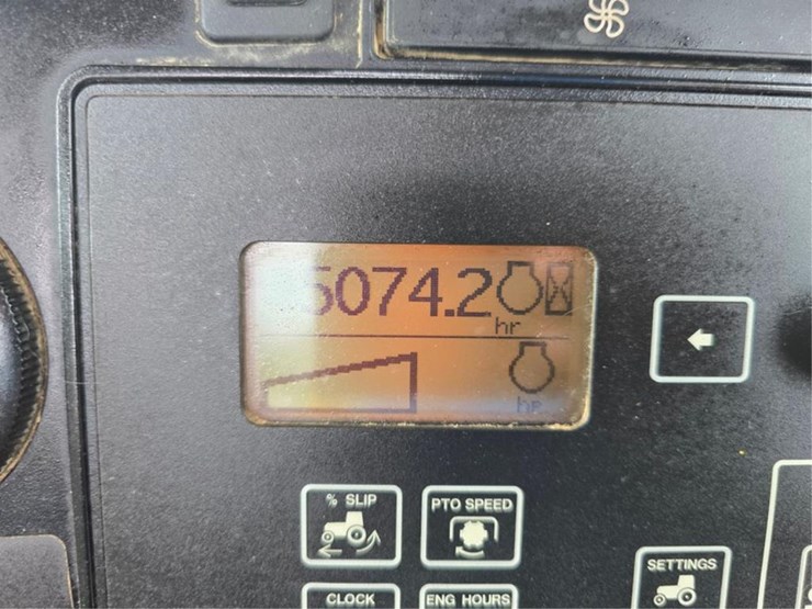 john-deere-8330-image-46