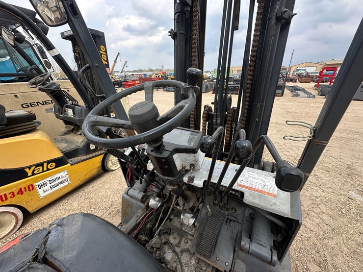 #2604-•-toyota-sgc30-forklift-|-parts/repairs-image-38