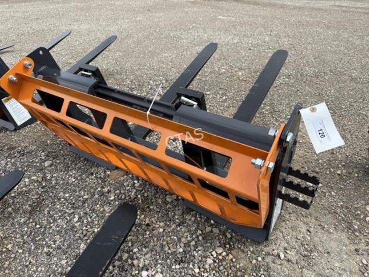 #120-•-land-honor-skid-steer-42"-pallet-forks-image-2