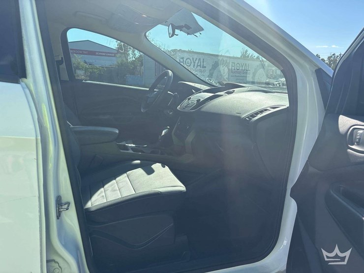 2019-ford-escape-image-23