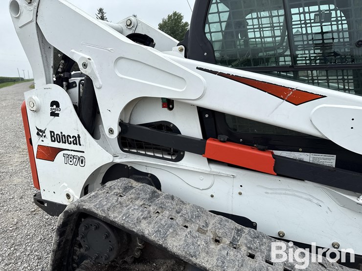 2017-bobcat-t870-image-11
