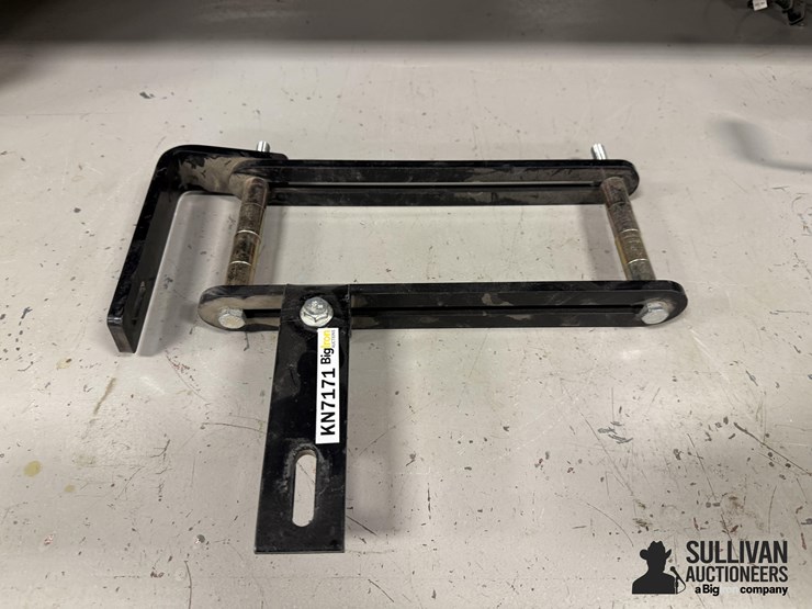 john-deere-cab-display-bracket-image-4