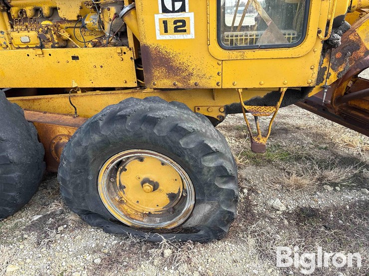 1958-caterpillar-12-image-16