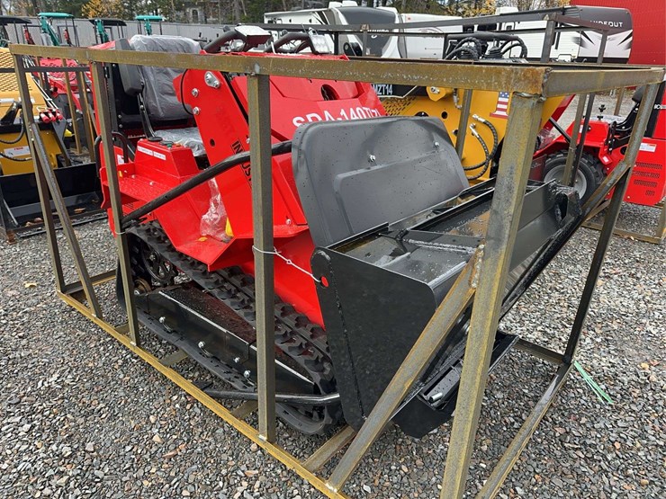2025-agt-sda-140tz-crawler-loader-image-2