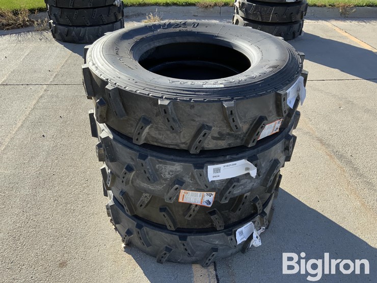 11r22.5-pivot-tires-image-2