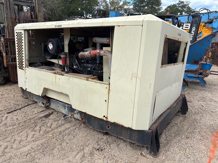 #2606-•-doosan-vhp400-air-compressor-|-for-parts/repairs-image-2