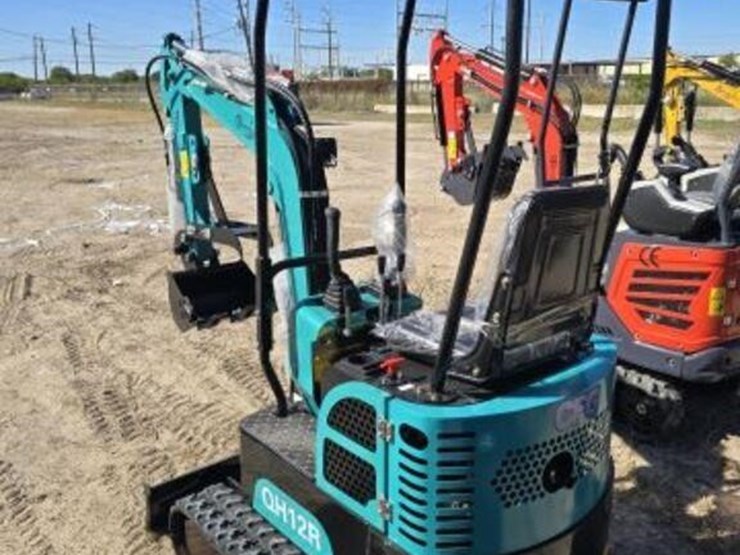 cfg-mini-excavator-qh12r-image-3