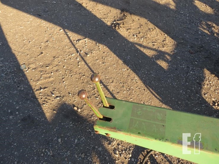 john-deere-158-image-4