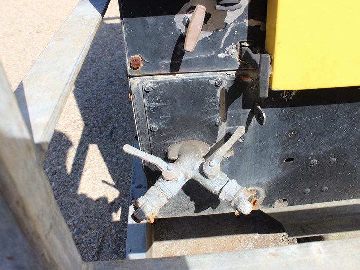 #2770-•-2008-kaeser-210-compressor-image-6