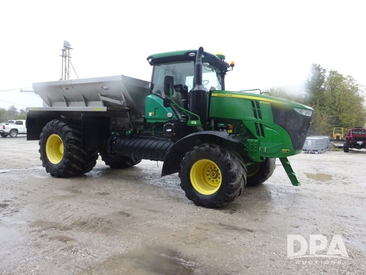 2018-john-deere-f4365-image-12