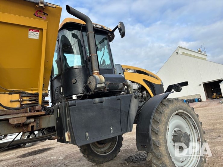 2014-ag-chem-rg1100-image-52