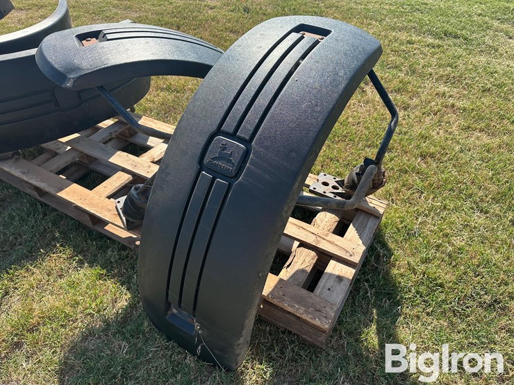 john-deere-8210-image-9