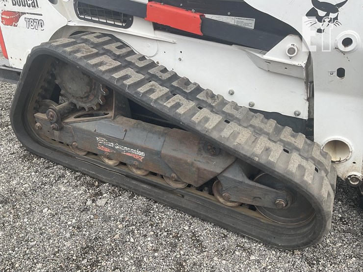 2021-bobcat-t870-image-13