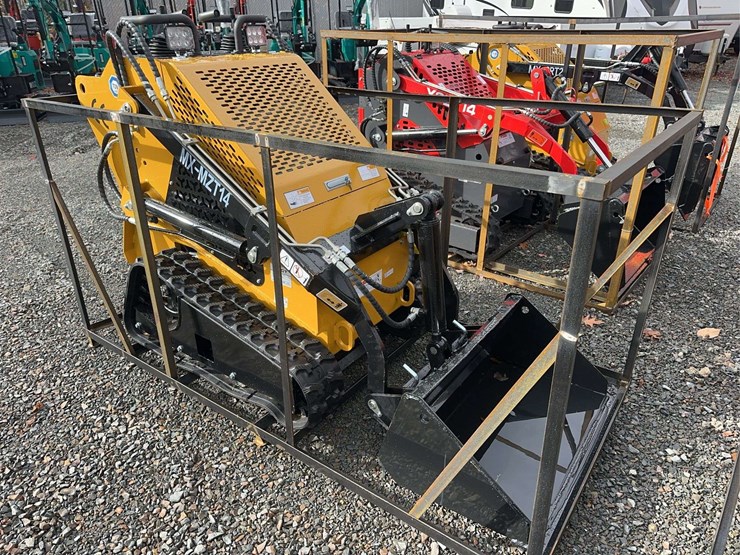 2025-agt-mx-mzt14-compact-track-loader-image-2