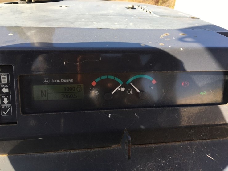 2019-deere-210lep-image-6