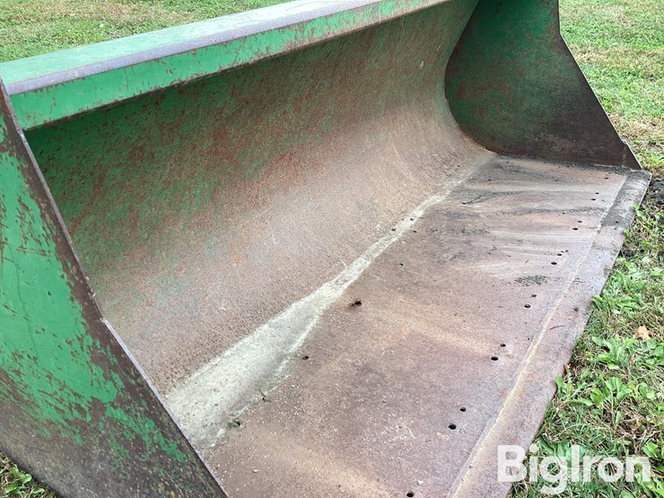 john-deere-72-image-10