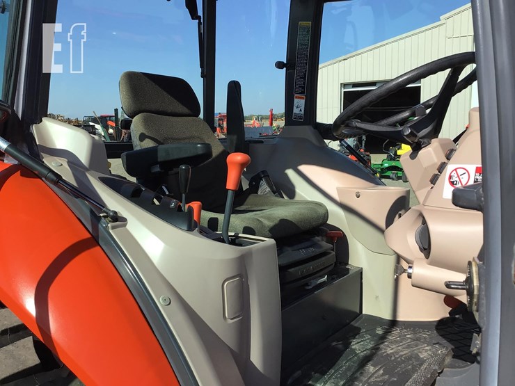 2015-kubota-m7060-image-11