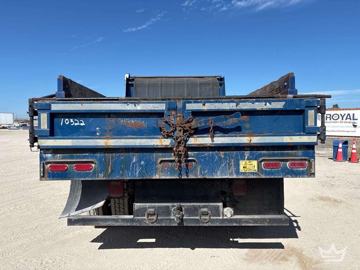 2017-ford-f650-image-19