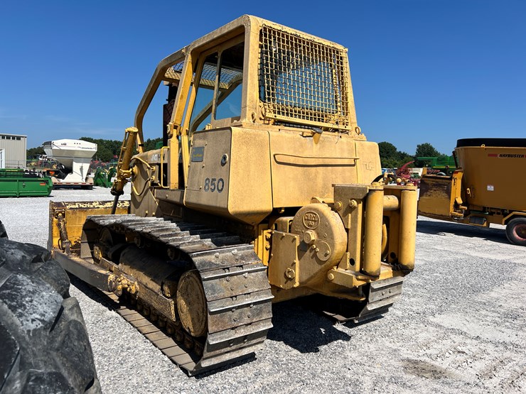 john-deere-850-image-10