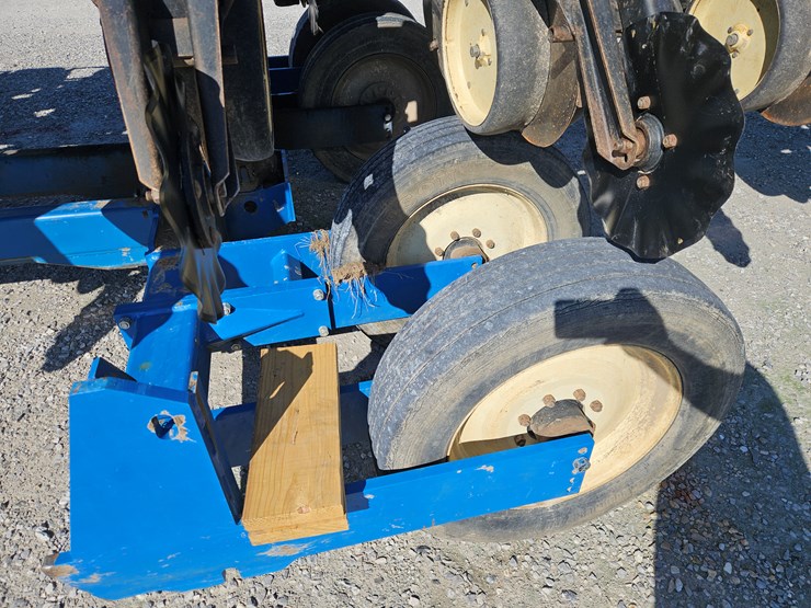 kinze-2600-image-5