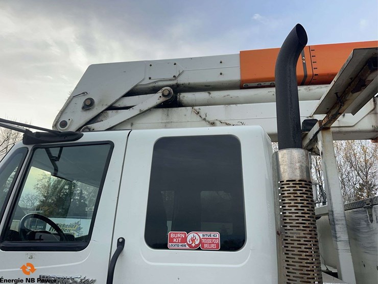 2012-international-7400-image-18