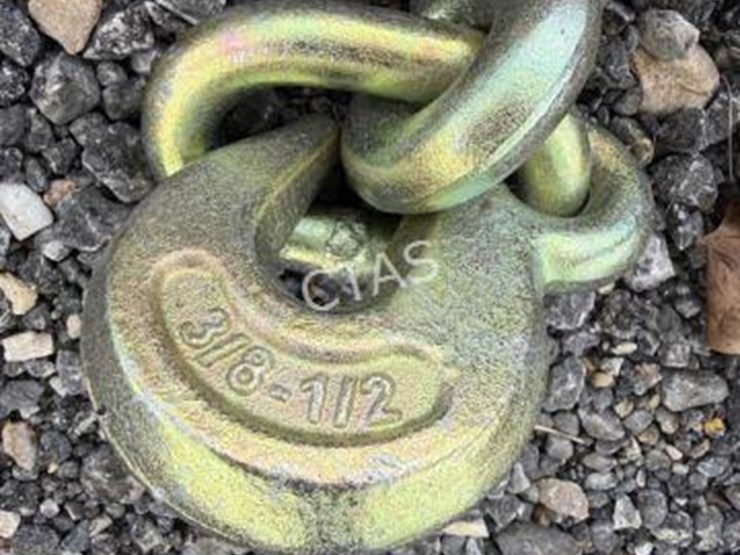 #52-•-(2)-3/8"-20'-chains-&-(1)-9,200-lb-boomer-image-2