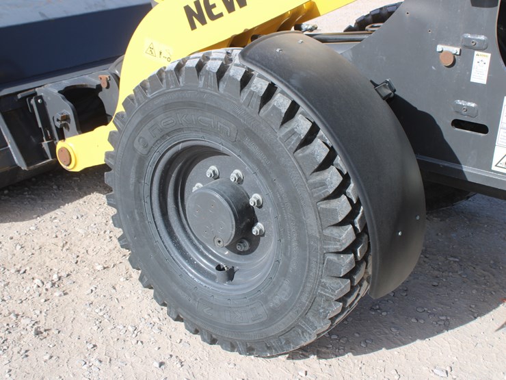 2021-new-holland-w80c-image-26