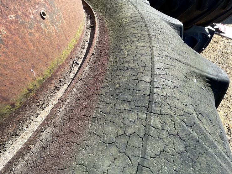 #5940-•-set-of-18.4-38-duals-image-15