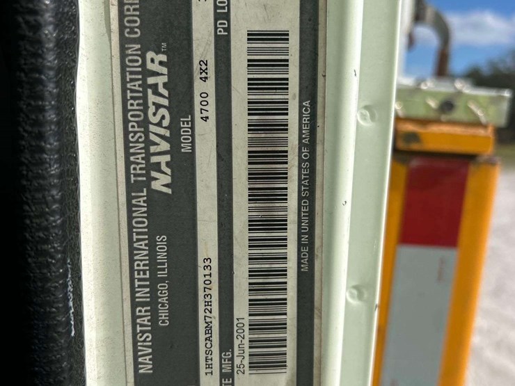 2002-international-4700-image-5