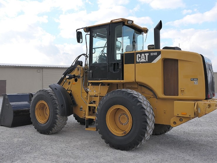 2014-caterpillar-924h-image-2
