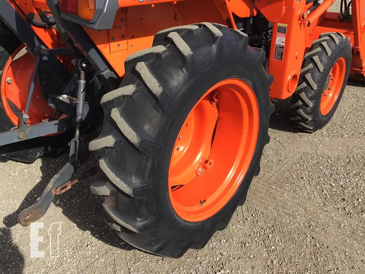 2004-kubota-l3400-image-23