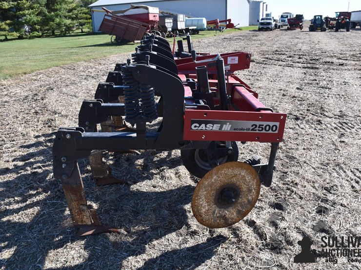 case-ih-2500-image-4