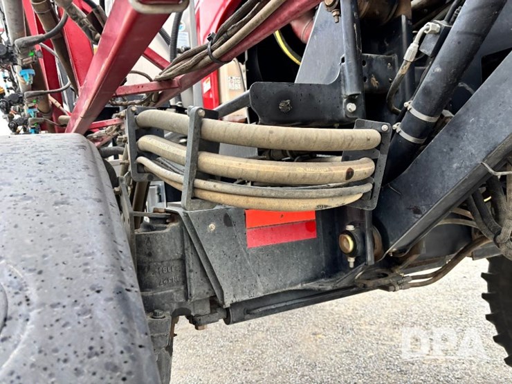 2019-case-ih-patriot-4440-image-45