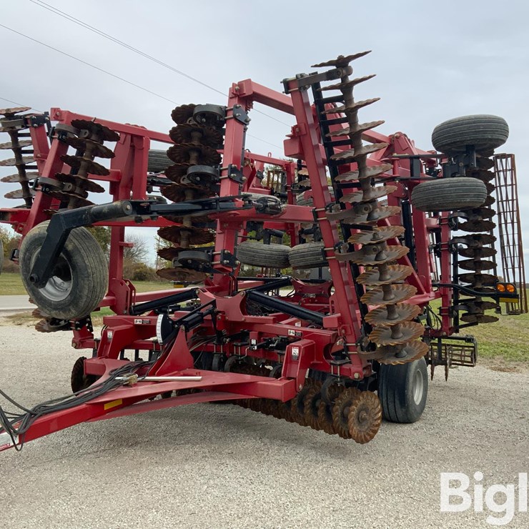 2012 CASE IH 330