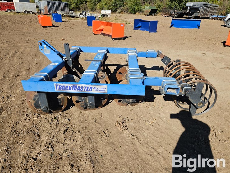 blu-jet-track-master-image-8