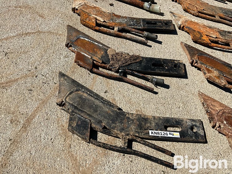 mag-38-anhydrous-knives-image-18