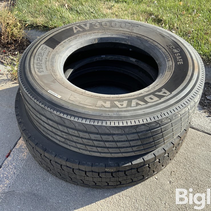 Truck/Trailer Tires