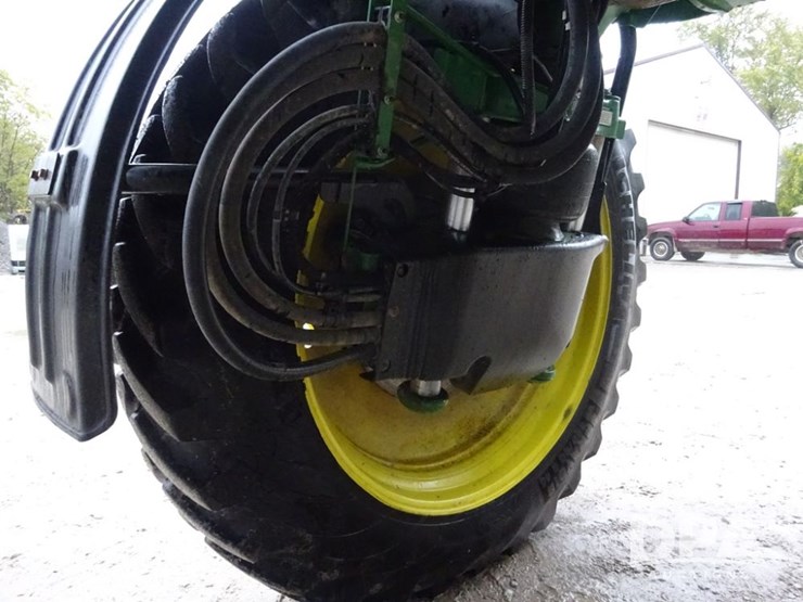 2015-john-deere-r4038-image-57