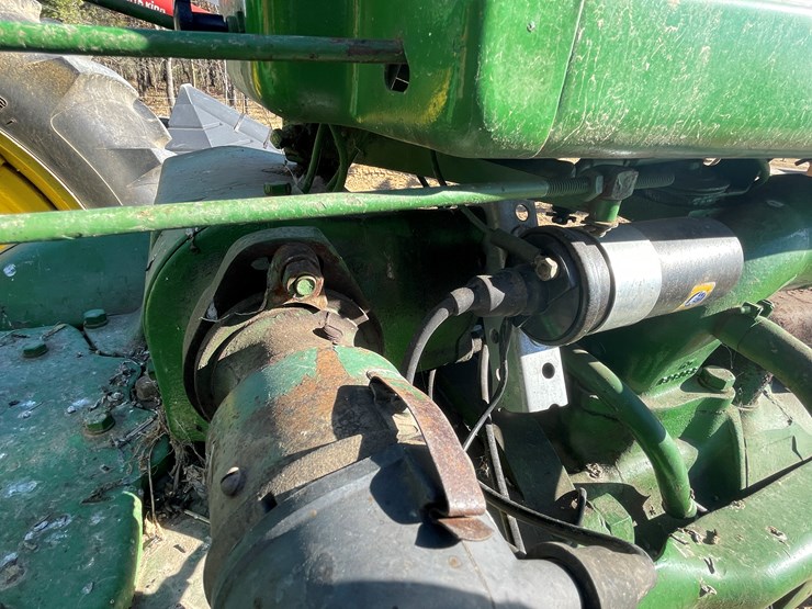 john-deere-b-image-25