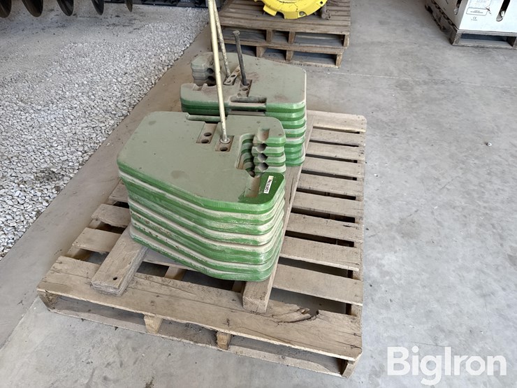 john-deere-front-tractor-weights-image-2