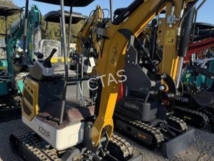 #528-•-industry-mini-excavator--xz20r--gas-image-3