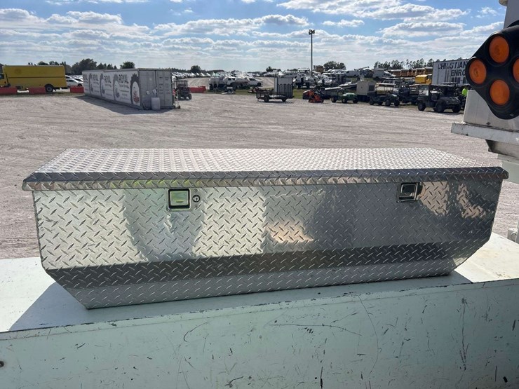 2002-international-4700-image-27