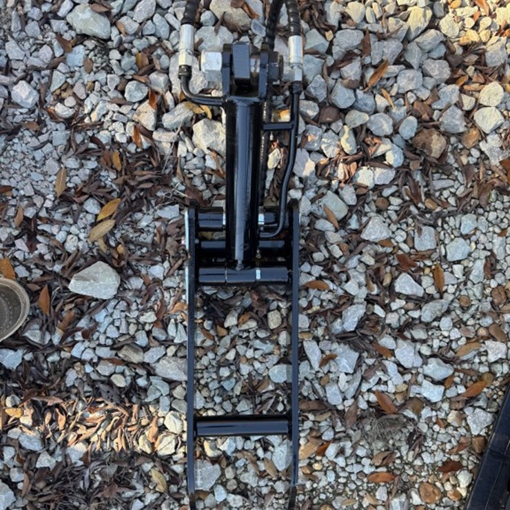 #2002 • Hydraulic Thumb for Mini Excavator