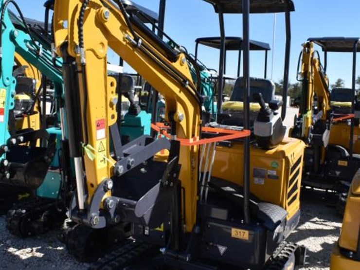 cfg-mx20r-mini-excavator-(serial-#-mx20r2025x1000145)-(k)-image-1