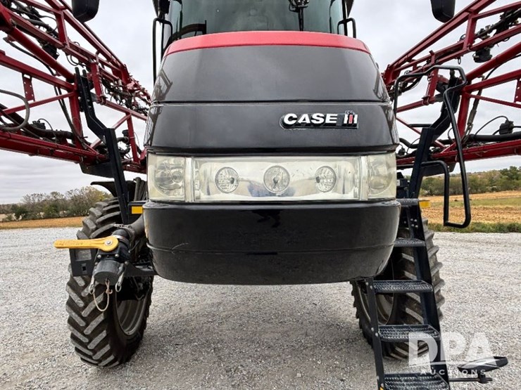 2019-case-ih-patriot-4440-image-21